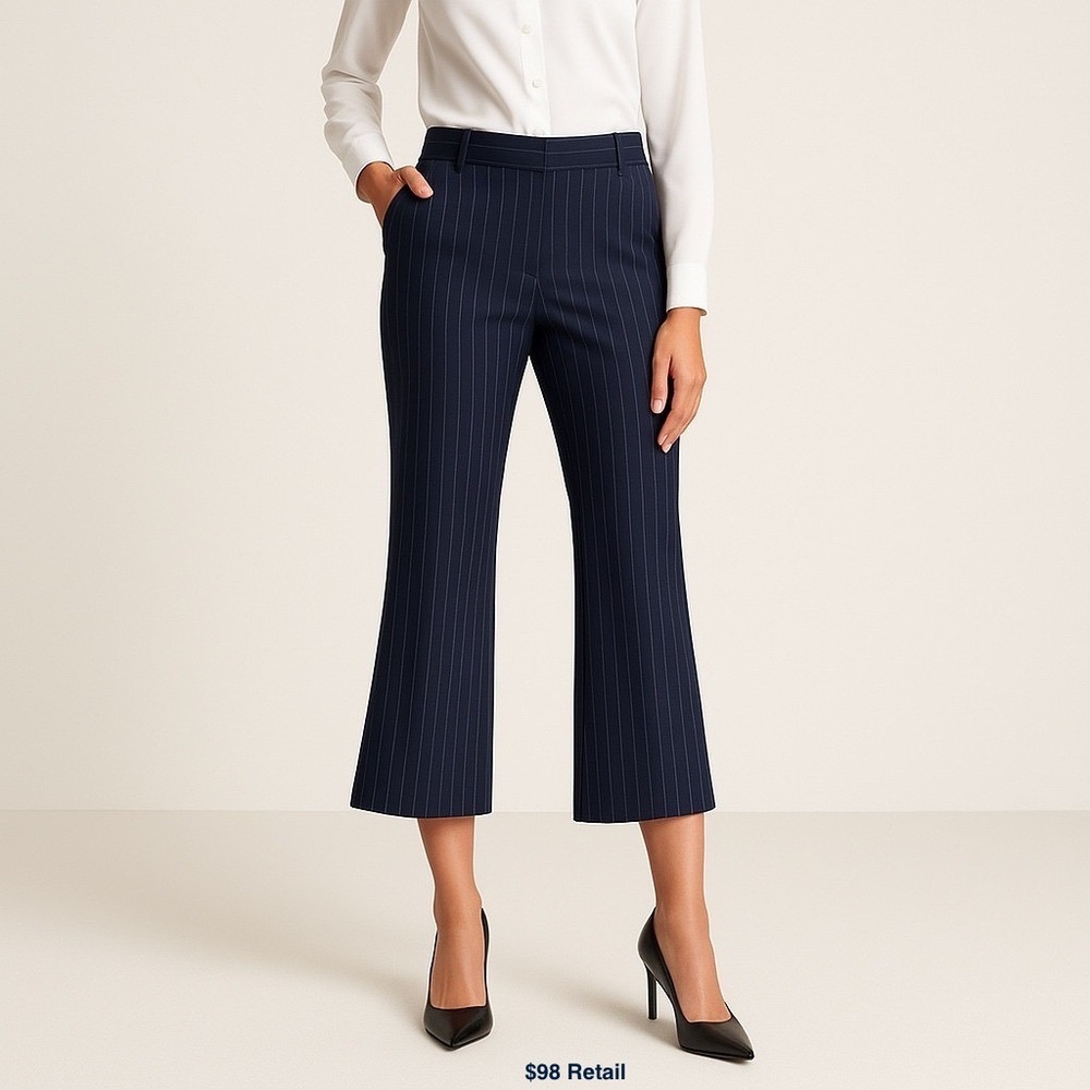ANN TAYLOR Refined Kick Crop Flare Pants Size 6 Navy Pinstripe Trouser Career